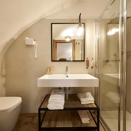 Fra I Sassi Bed & Breakfast